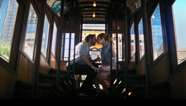 06LALALAND2-superJumbo